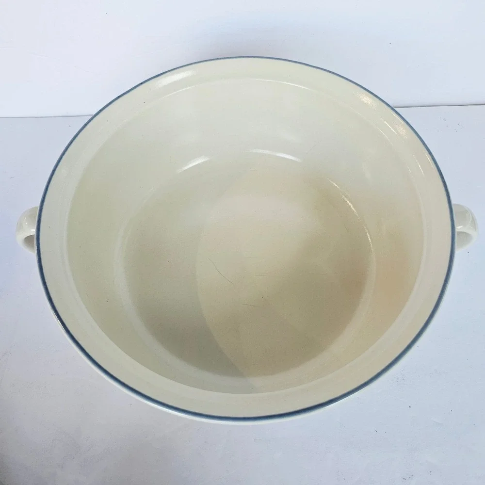 Vintage Cordella Bluet Floral Stoneware Casserole Dish Lid Round Farmhouse